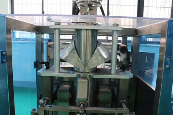 Hochgenaue automatische Zuführmaschine 220V Kokosmilchpulver Verpackungsmaschine für 500g