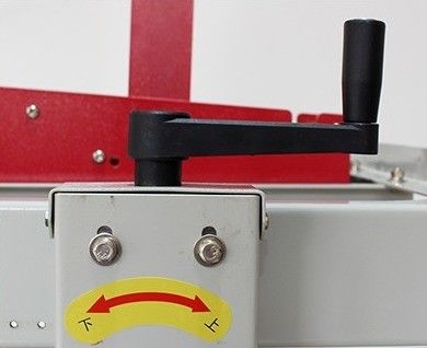Vollautomatische Schachtel-Erektormaschine mit automatischer Anpassung der Spannung 220V/50HZ