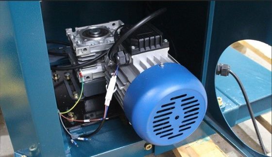 Automatische Stretchfilmverpackungsmaschine für Umgebungsbedingungen mit Temperaturen von 10 °C bis 40 °C