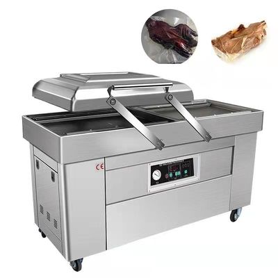 Siegellänge 600 mm CE-zertifizierte Vakuumverpackungsmaschine für industrielle Lebensmittel und Suppen