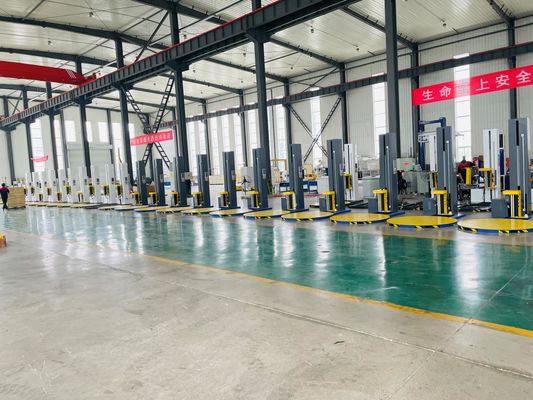 Elektrisch angetriebene, automatische Dehnflächenverpackungsmaschine des Typs 1650 für die Palettenverpackung