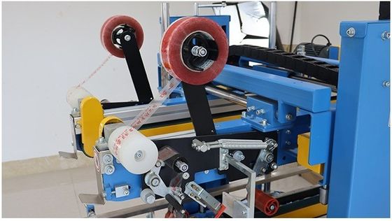 220V/50HZ Automatisches Pneumatisches Klebeband Kartonschachtel Eckkantendichtungsmaschine