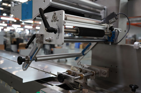 Automatische Multifunktionsmaschine mit Horizontal-Kissen-Stick-Siegelbeutel