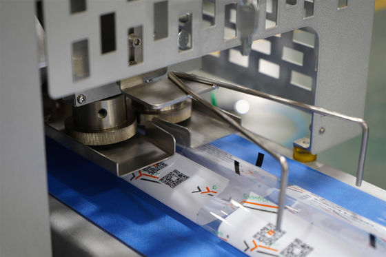 Mehrfunktionale horizontale Kissenverpackungsmaschine für Kekse, Bäckerei und Gemüse