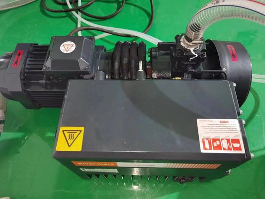 380V/50HZ Spannung Kommerzielle automatische Walzvakuumverpackungsmaschine für Fleischfutter