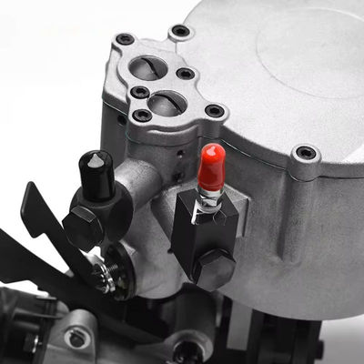 18 kg Pneumatische Stahlbandmaschine für Schwerlastband in Produktionsanlagen