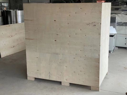 TFB650 Hochgeschwindigkeitsflaschen-Manschetten-Wärmeschrumpffilmverpackungsmaschine mit Verbrauch