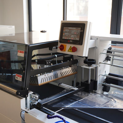 POF/PVC Film 450L 1350W L Bar Shrink Film Bag Wrapping Machine für Verpackungslösungen