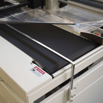 POF/PVC Film 450L 1350W L Bar Shrink Film Bag Wrapping Machine für Verpackungslösungen