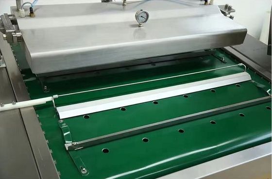 2020*1620*1200mm kontinuierliche Bandfördermaschine Vakuumverpackungsmaschine für Pumpe 100L/200L