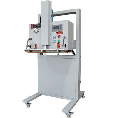 Vertikaler Außenvakuumsiegelstand Typ 700 mit 2000 Watt und Dichtungsgröße 700*10 mm