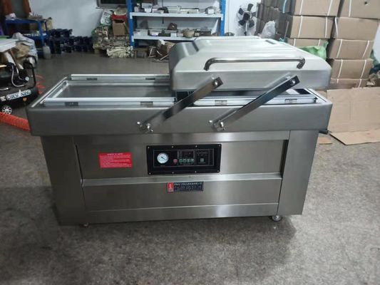DZ 400 500 600 Halbautomatischer Doppelkammer-Vakuumdichtungsgerät für Fleisch- und Lebensmittel-Plastiktüten