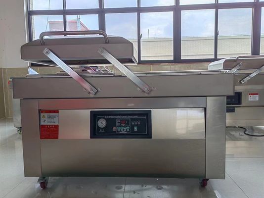 Halbautomatischer kommerzieller Doppelkammer-Vakuumsiegelgerät für Kunststoffverpackungsmaterialien